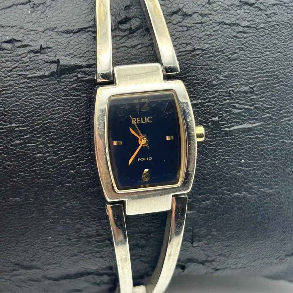 Relic Folio Silver-tone Black Dial St. Steel Women’s Fashion Watch New Battery